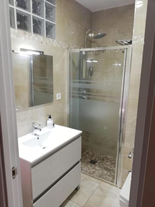 Piso Reformado 3 Habitaciones เซบีญา ภายนอก รูปภาพ